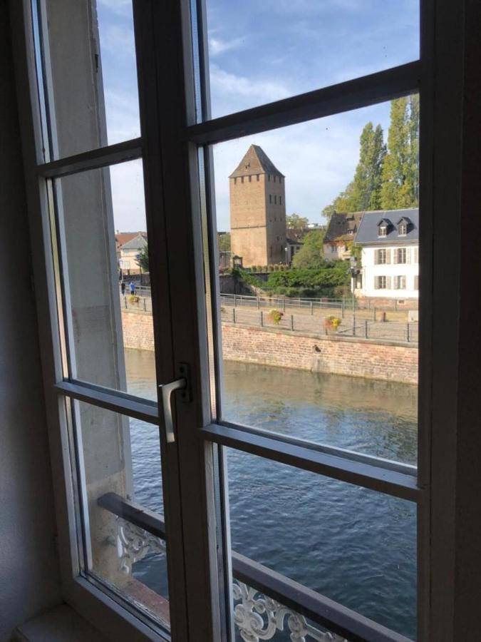 Appartement Au Bord De L'Eau à Strasbourg Extérieur photo