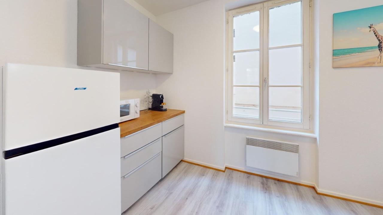 Appartement Au Bord De L'Eau à Strasbourg Extérieur photo